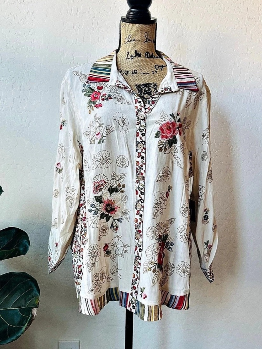 John Mark Flower Power Embroidered Floral Button Down Blouse 1X NWT